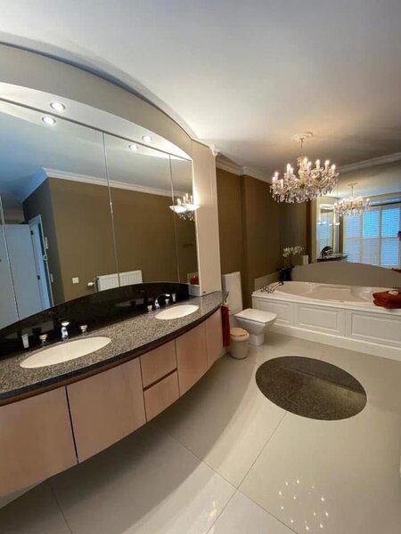 Incall, castiguri mari, reale.